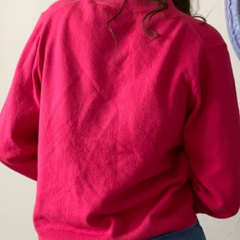 Womens 3 Button Front V Neck Cardigan Pink Size Medium New Minimumist - Picture 7 of 17